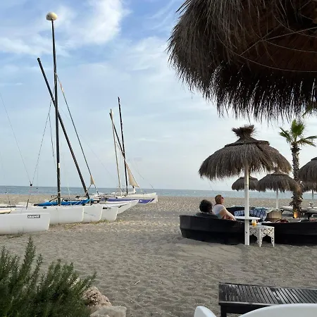 Sotogrande Paseo Del Mar - 10 Steps Away From The דירה סן רוקה